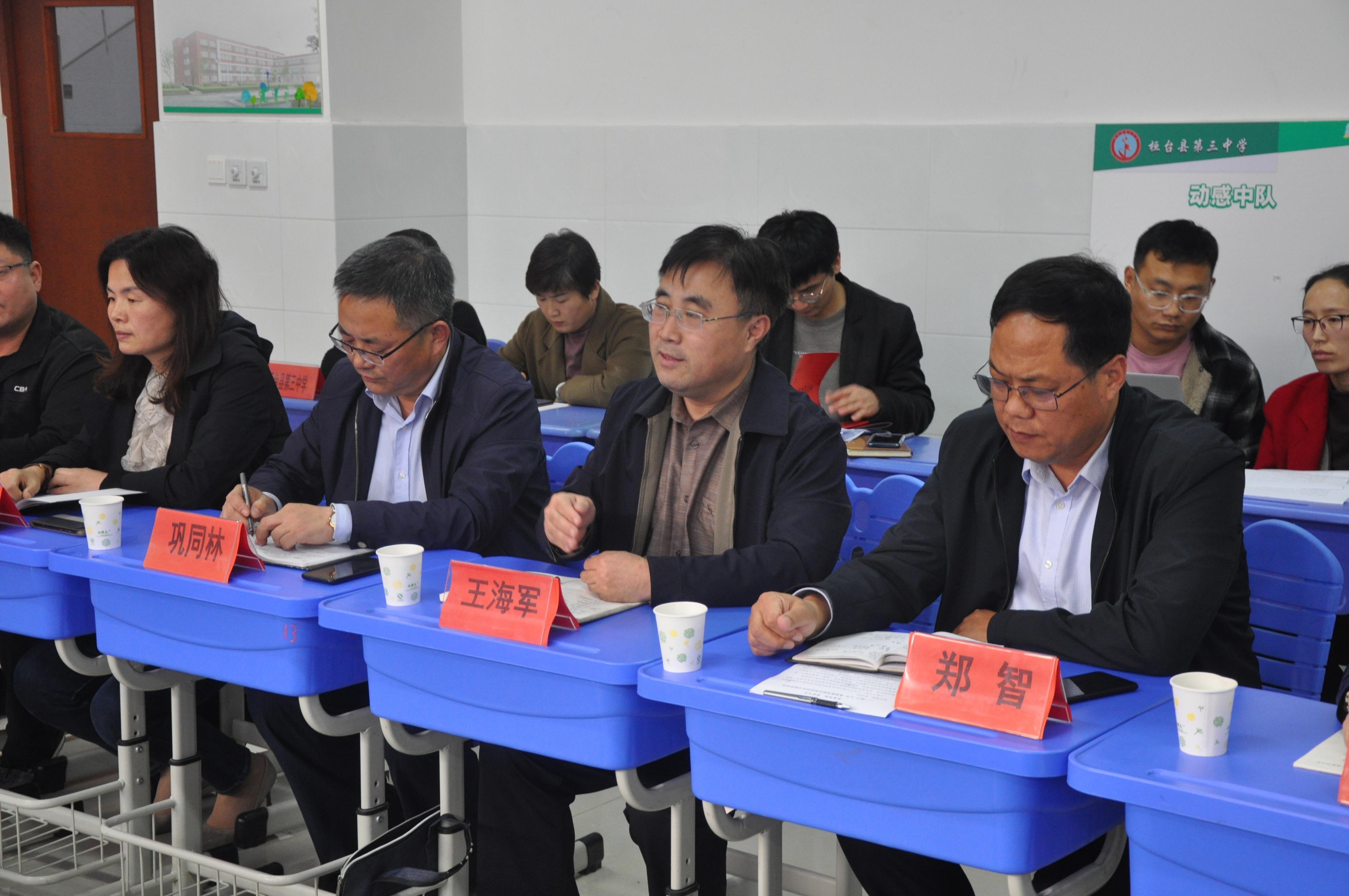 蓝姐三中三论坛，探索与启示蓝姐三中三论坛精准资料大全传真工作资料电脑知